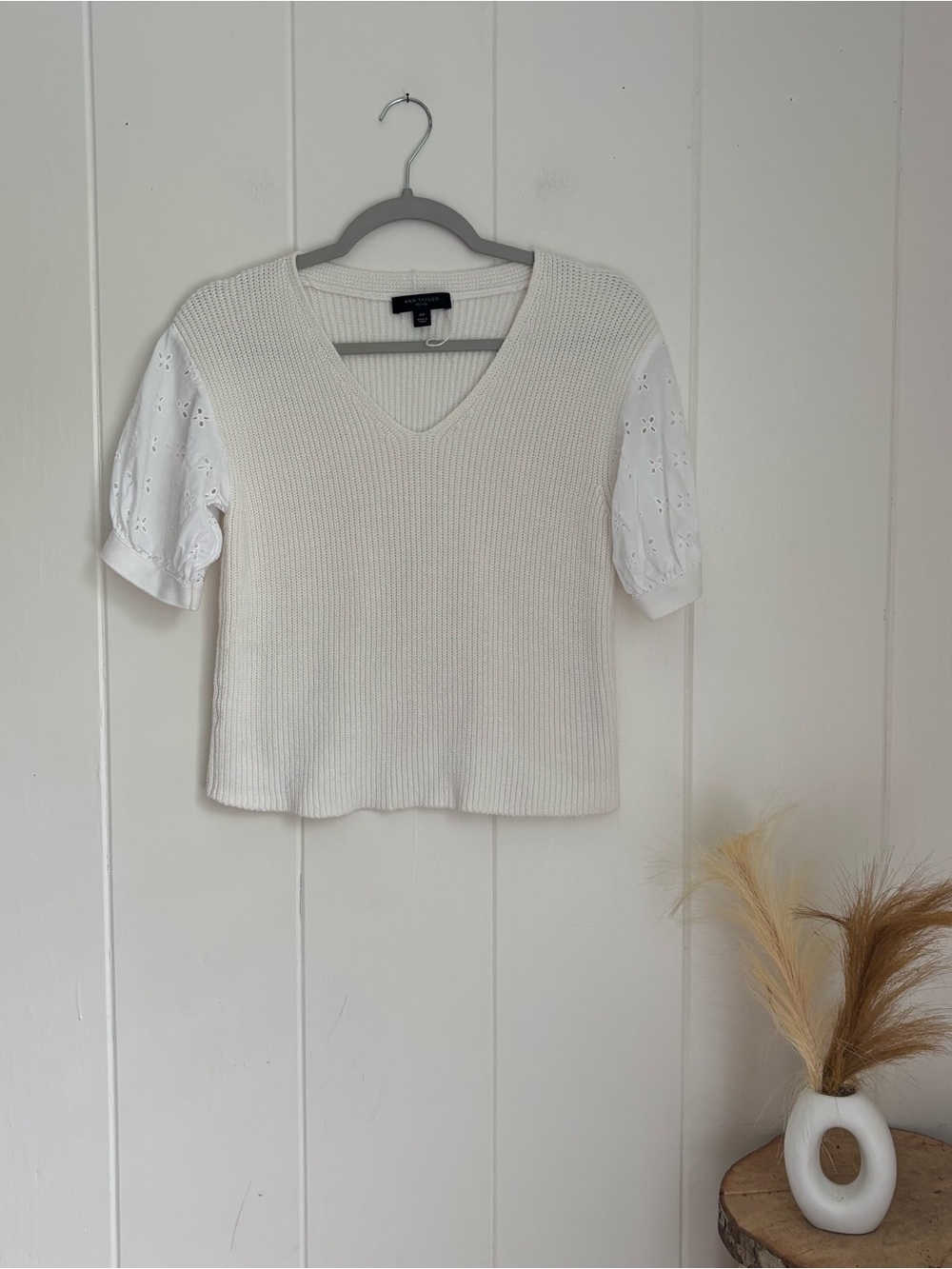 Ann Taylor Cream White V-Neck Knit Top with Eyelet Puff Sleeves